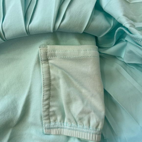 Ivivva size 7 skirt, in excellent condition - Picture 8 of 8